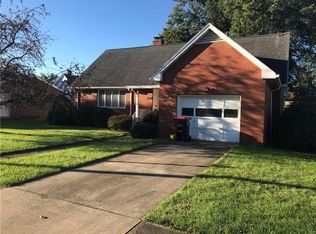 2009 Raymond Ave, Latrobe, PA