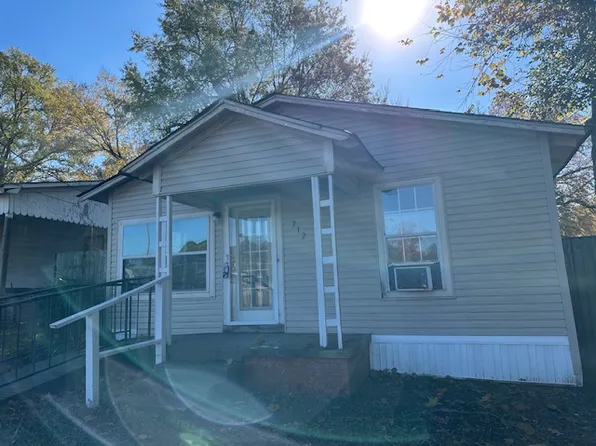 712 Walnut St, Longview, TX 75601