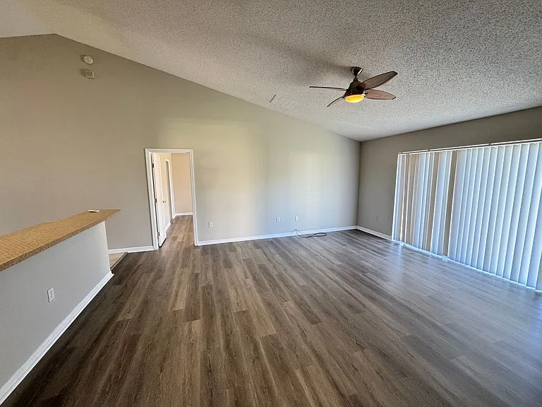 639 Bittern Ct — Photo 23