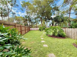 204 Windswept Cir, Neptune Beach, FL 32266