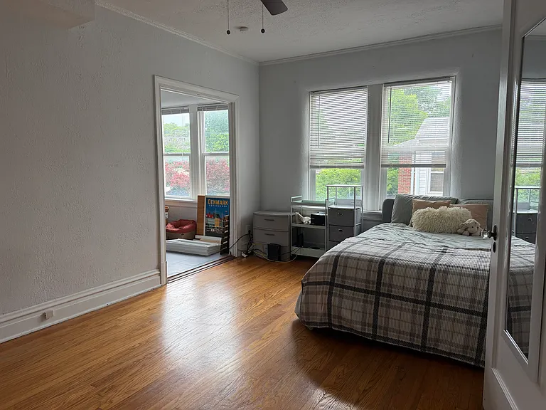 7355 Lindell Blvd #202 — Photo 9