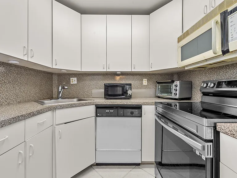 344 Piedmont Trl — Photo 15
