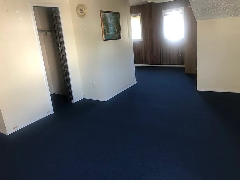 517 Harrison Pl — Photo 3