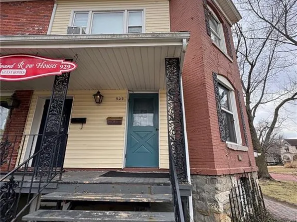 929 SW Huntoon St, Topeka, KS 66604