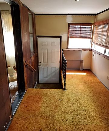 3rd image of 14641 California Ave