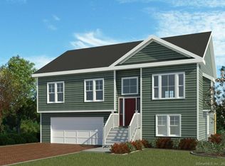 73 Parker St, Manchester, CT 06042