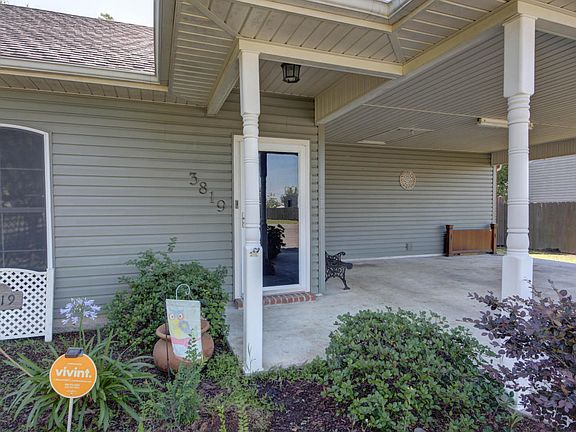 5th image of 3819 Willow Bend Dr