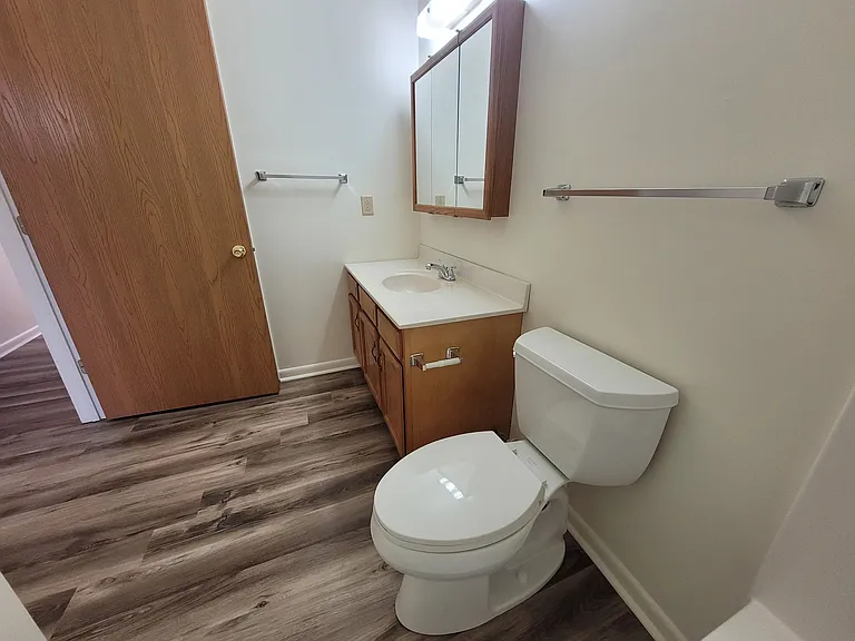100 Sterling Hills Dr — Photo 41