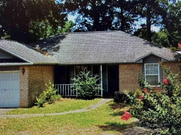 3228 Desert St, Pensacola, FL 32514