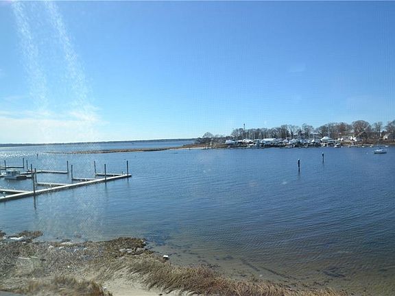 2nd image of 124 Shore Dr