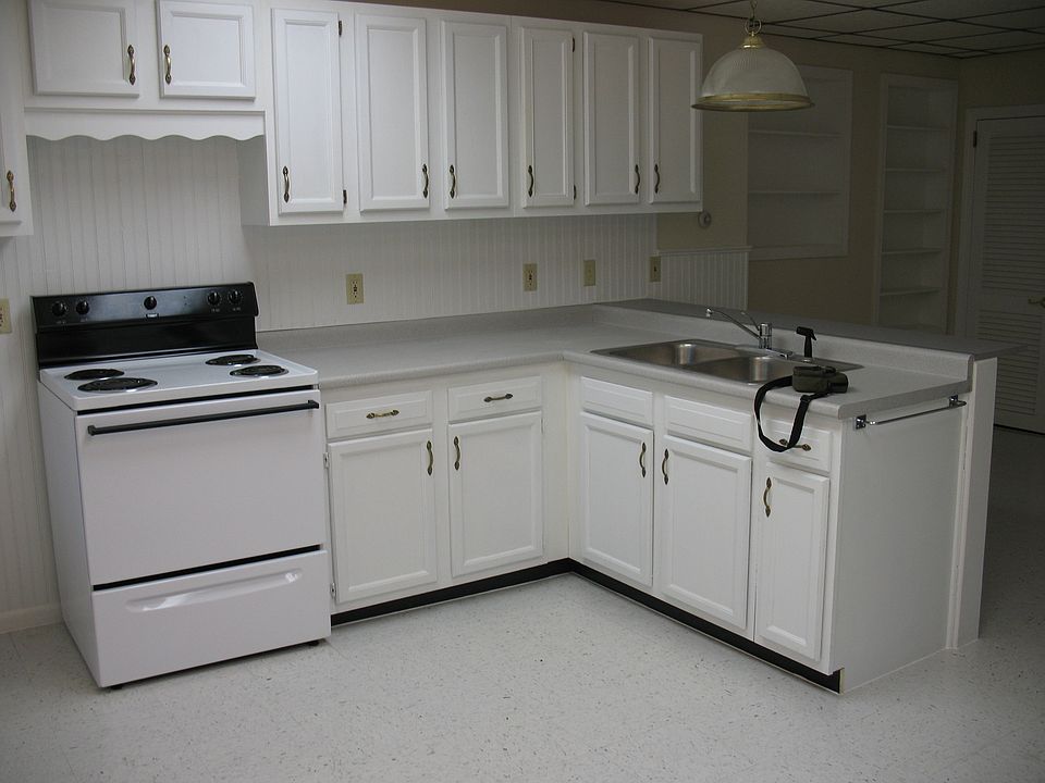 1st image of 19 Ticonic St APT 3
