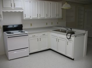 19 Ticonic St APT 3, Waterville, ME 04901