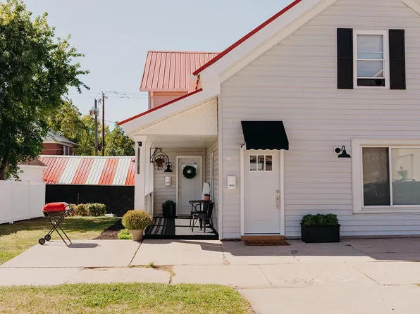 1315 15th St, Monroe, WI 53566