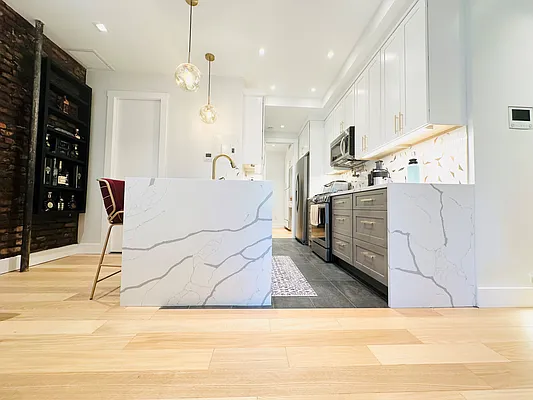 Rented by J Misrahi Realty Corp | media 1