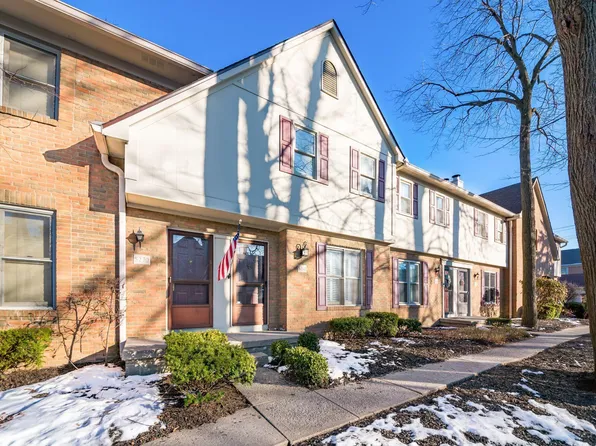 5268 Bethel Woods Dr, Columbus, OH 43220