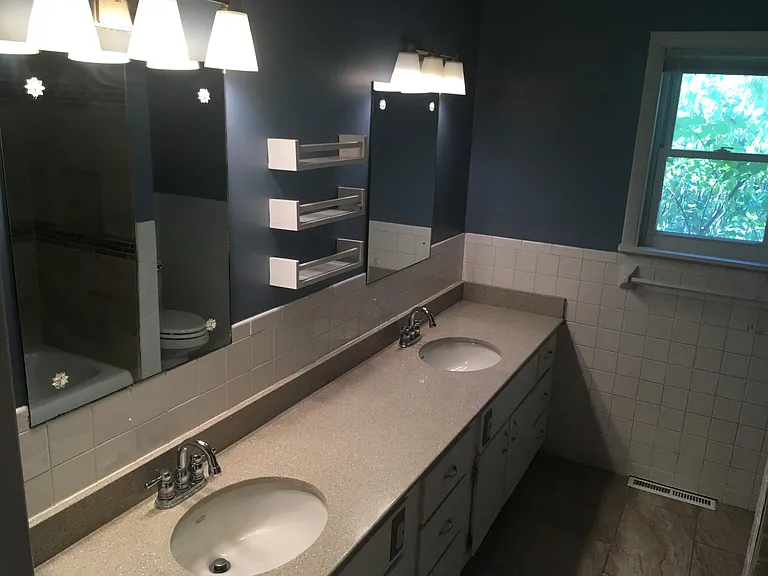 Main floor bathroom