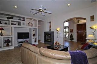 3rd image of 1824 E Golden Sky Ln