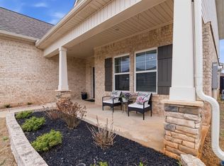 154 Brier Valley Dr, Meridianville, AL 35759