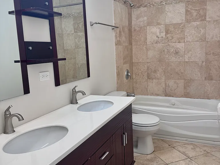 2521 N 76th Ave #2SE — Photo 6