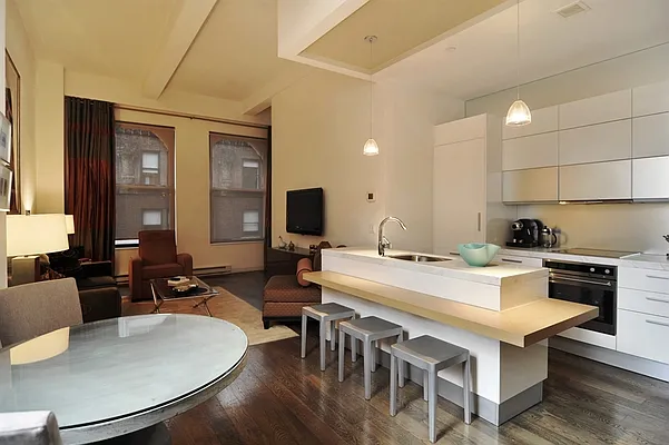 Rented by Compass | media 16