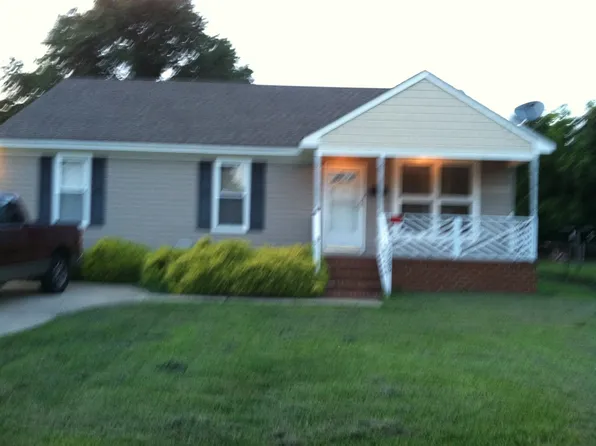 3900 County St, Portsmouth, VA 23707