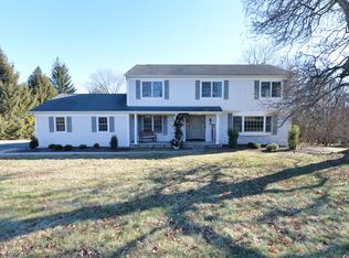 76 Carlough Rd, Upper Saddle River, NJ 07458