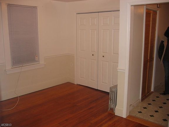 3rd image of 167 Jerome Pl #2