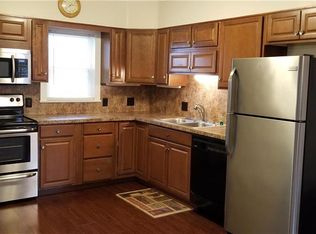 17 South St, Nazareth, PA 18064
