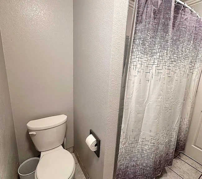 1259 S 40th Dr — Photo 17