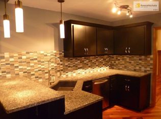 11908 Grandview St, Overland Park, KS 66213
