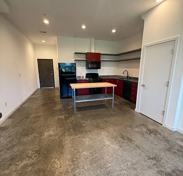 207 E Baltimore Ave #800 — Photo 1