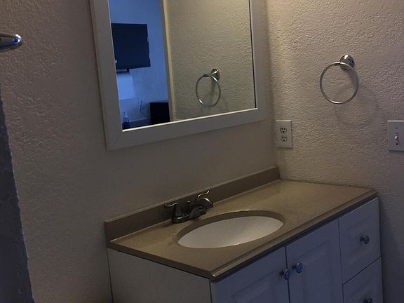 5th image of 5213 Academy Dr #Studio