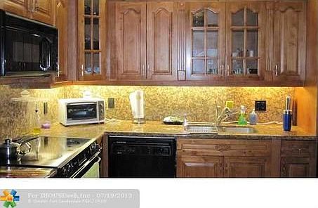 1st image of 182 Lakeview Dr APT 102