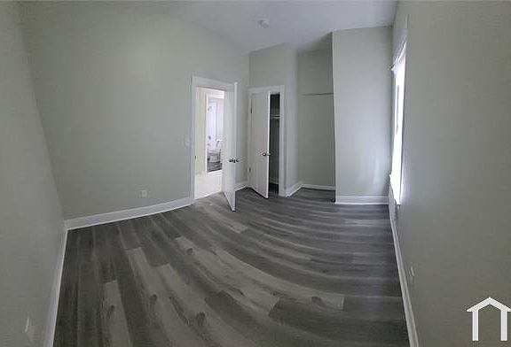 4th image of 128 N 15th St Floor 1
