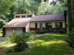 3 Green Valley Lake Rd, Old Lyme, CT 06371