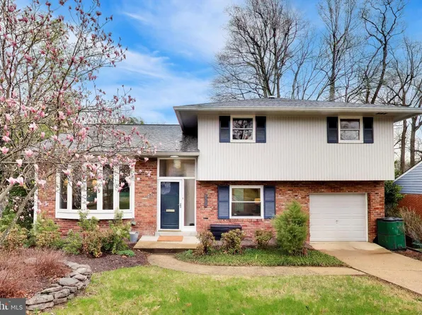 6514 Wilmett Rd, Bethesda, MD 20817