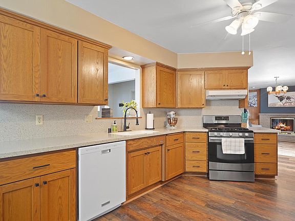 5th image of 3326 Monarch DRIVE