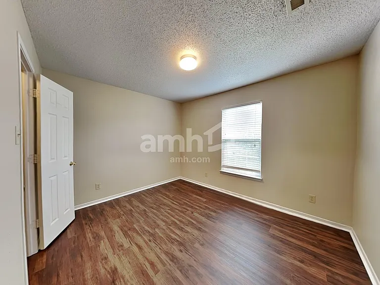 10325 Carrington Way — Photo 18