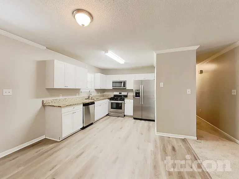 531 Griffith Dr — Photo 4