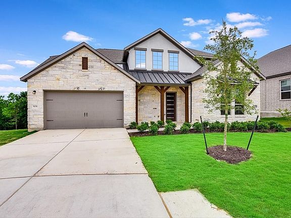 3rd image of 908 Elenora Dr