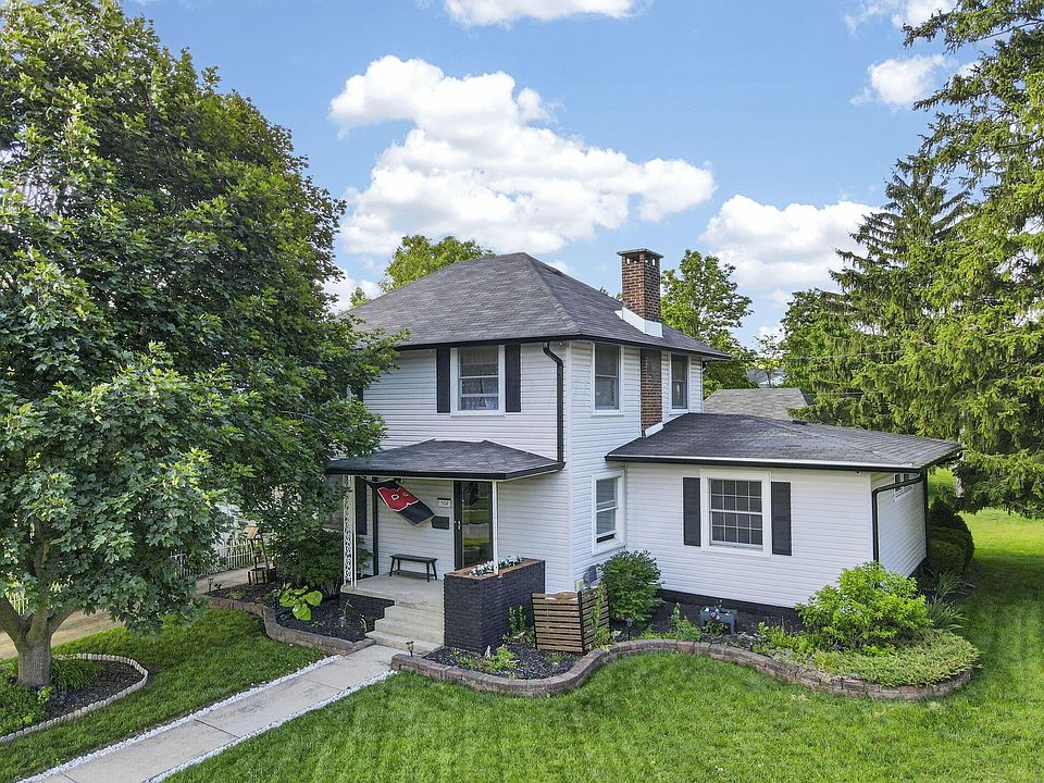 1st image of 558 E Palmer Rd