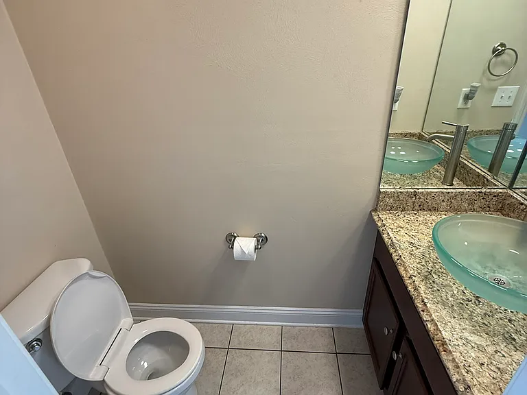 6748 Village Green Dr — Photo 7