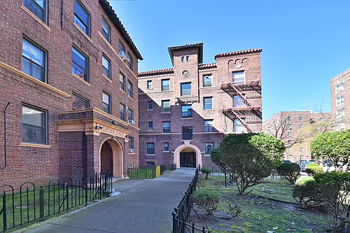 62-64 Saunders St #M3 Photo 1