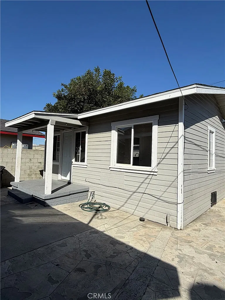 1 bed, 326 sqft, $1,850 — Photo 2