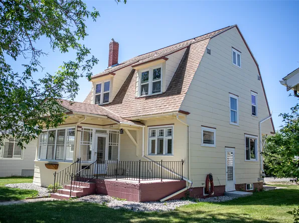 210 Hawthorne Ave, Lewistown, MT 59457