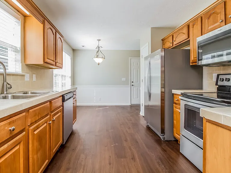 1511 Antebellum Dr — Photo 5