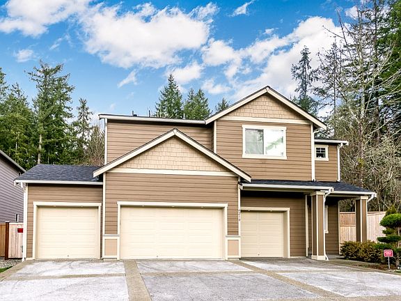2nd image of 4210 Goldcrest Dr NW