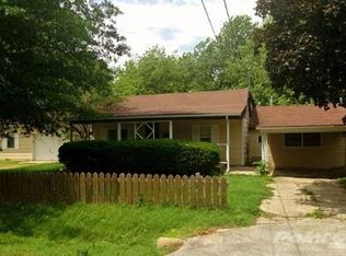 1629 N Drury Ave, Springfield, MO 65802
