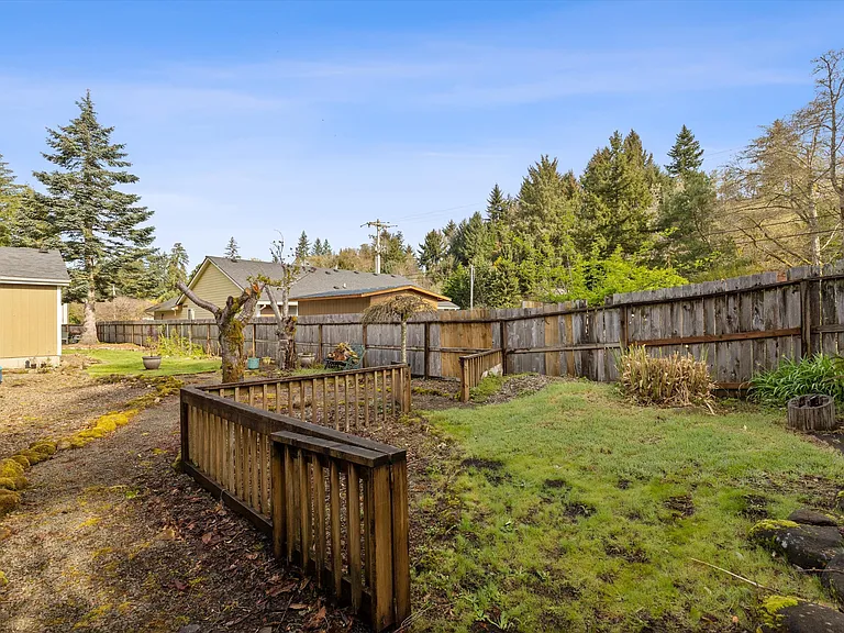 2347 N Chinook Ln — Photo 27