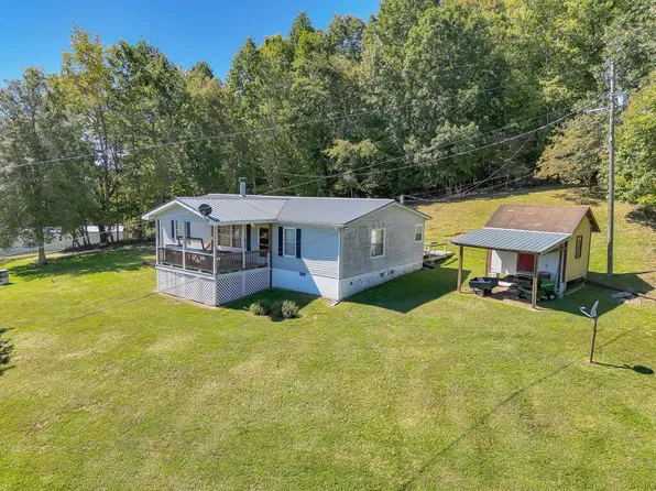 12199 McCulloch Dr, Abingdon, VA 24210